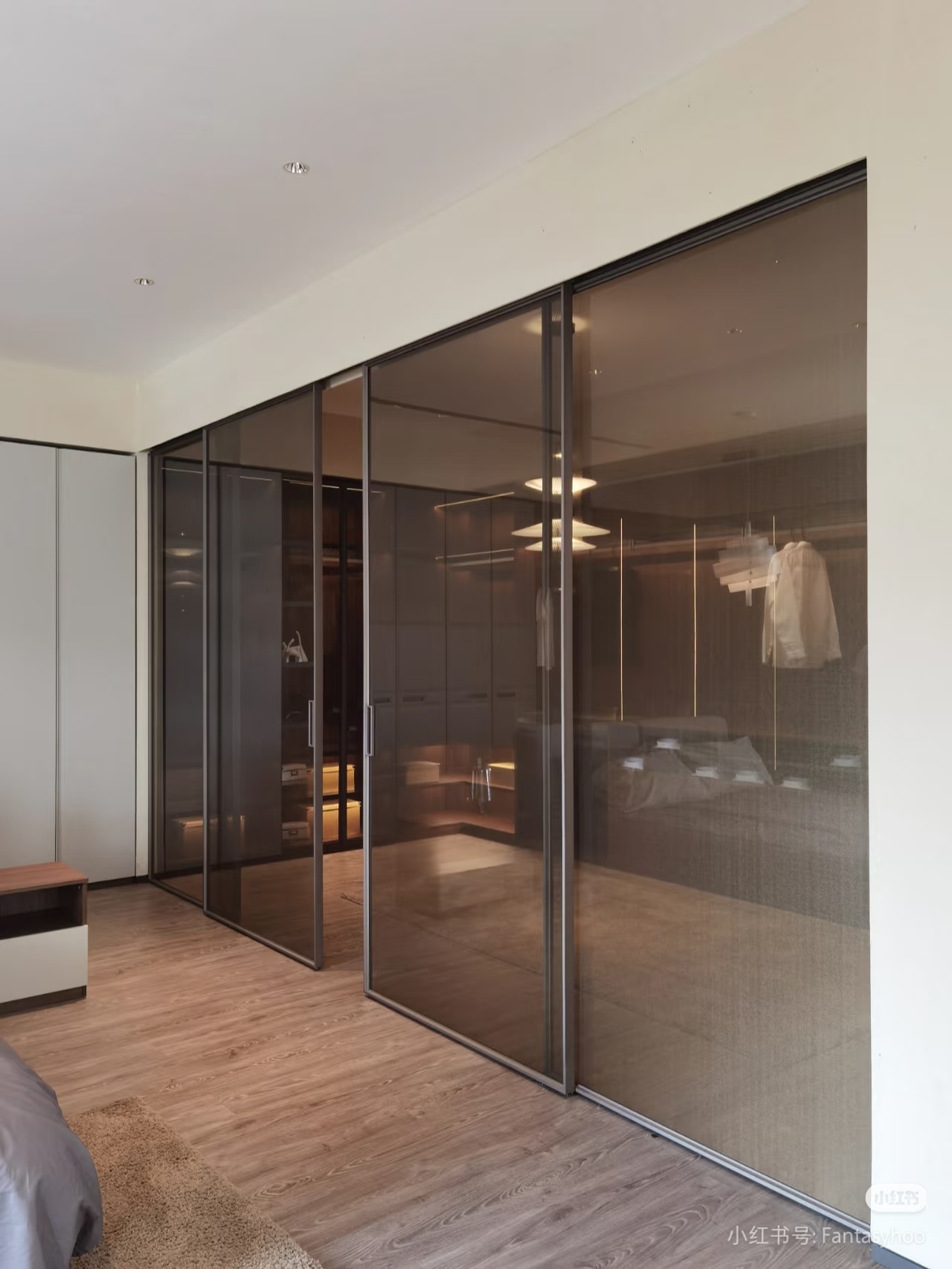 Interior Sliding Doors (Ti-Mg Alloy)  